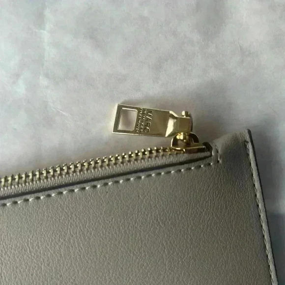 Marc New York Bracelet Wristlet - Picture 2 of 5